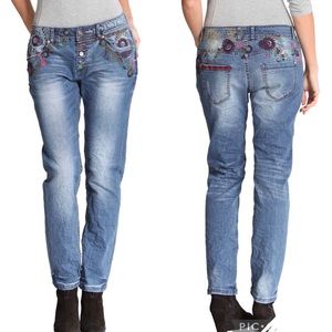 Desigual NOELIA Embroidered Floral Skinny Jeans Size 29